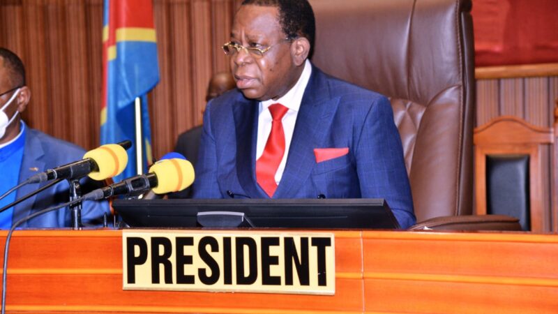 RDC : Bahati Lukwebo annonce la rencontre du bureau du Sénat avec le médiateur Uhuru Kenyatta