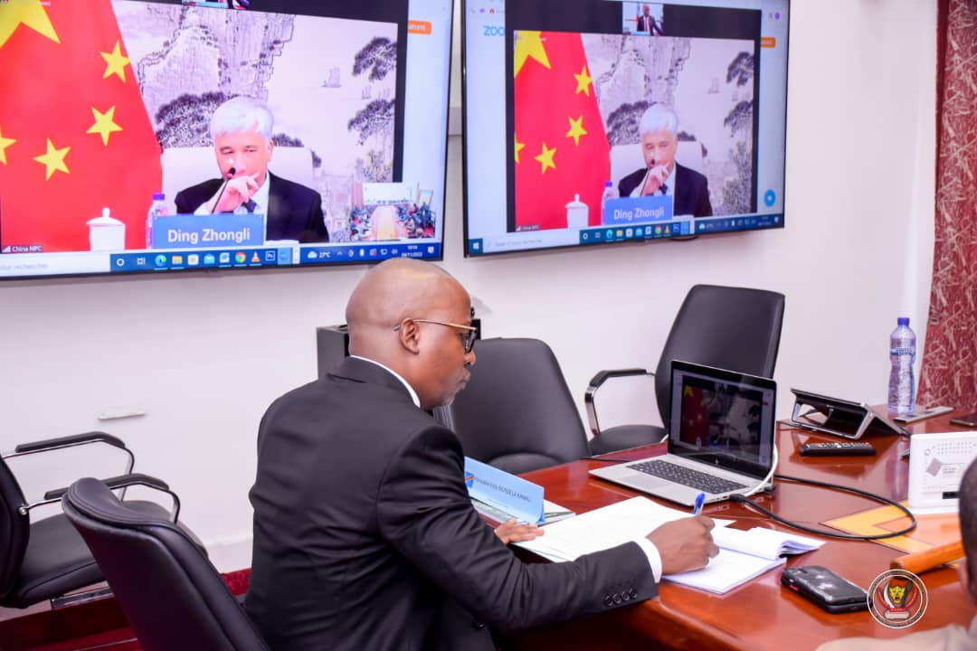 Diplomatie parlementaire: le 1er vice-Président du Sénat Eddy Mundela invite la Chine à demander au conseil de sécurité des Nations-Unies un cessez-le-feu immédiat et un retrait sans condition de M23 à l&rsquo;Est de la RDC