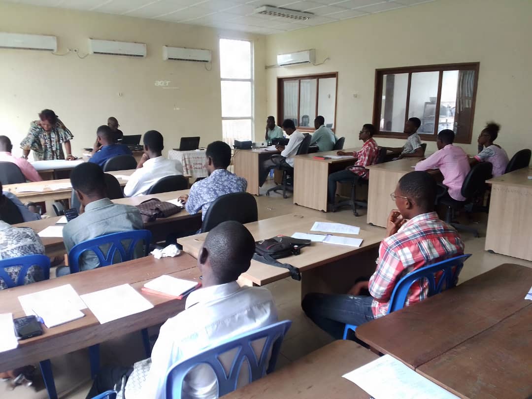 Kasaï oriental : le CRONGD ouvre un atelier de formation du club des ambassadeurs Mwangaza sur la gouvernance et le plaidoyer sur l’énergie