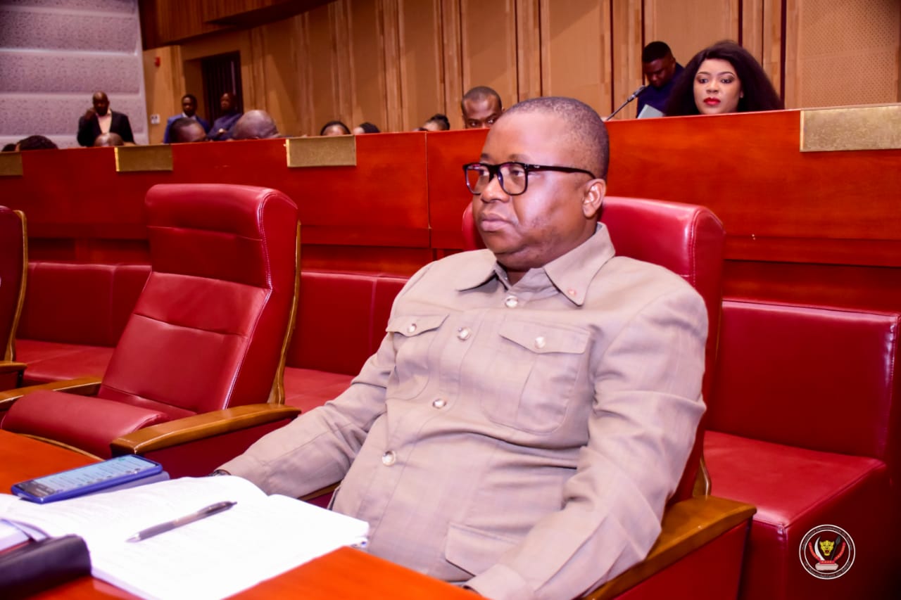 Agression rwandaise : pour le sénateur Zagbalafio, le Président Félix Tshisekedi devrait déclarer l&rsquo;État de guerre