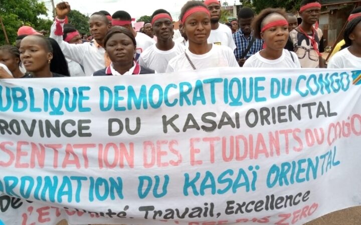 Kasaï oriental : outrés, les étudiants de Mbujimayi ont manifesté pour dénoncer l’agression de la RDC par le Rwanda