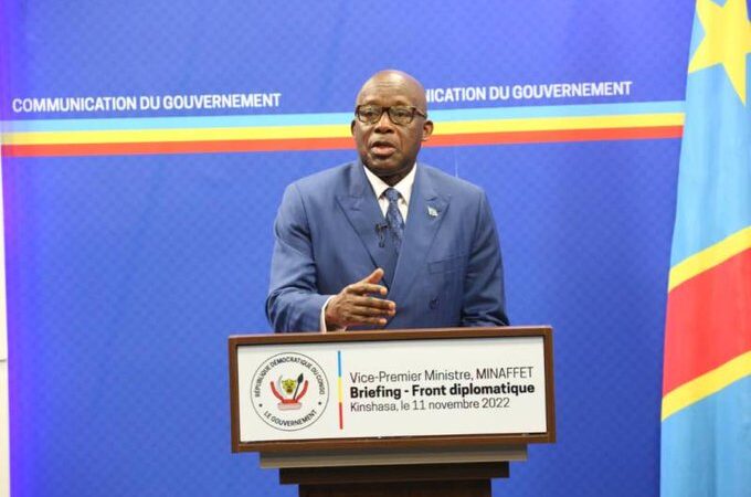 RDC: Christophe Lutundula dit avoir saisi le Comité des sanctions de l’ONU pour l’annulation du régime des notifications imposé aux fournisseurs d’armes