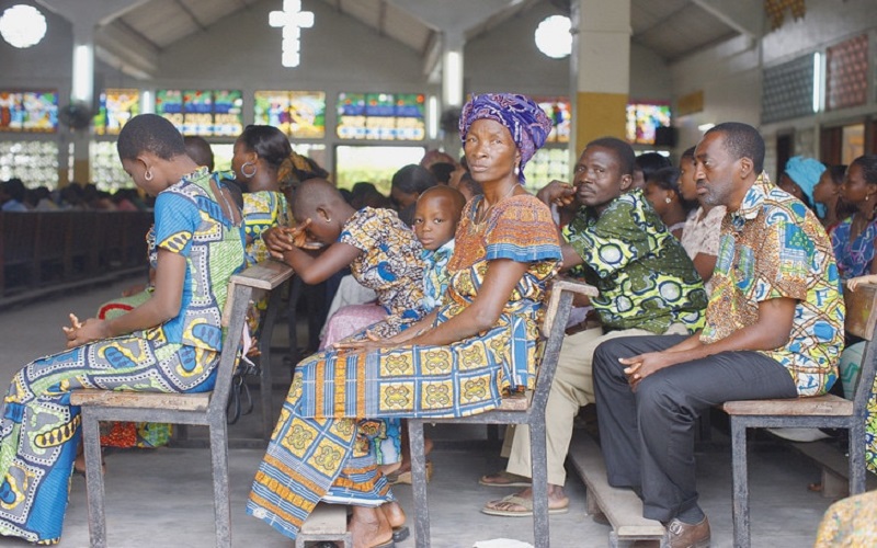 Nord-Kivu: 5 morts et 15 blessés, bilan de l’attentat à la bombe dans une église à Kasindi