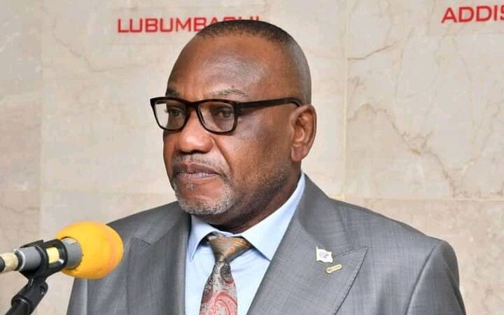 Kasaï oriental : Paulin Lukusa écarte définitivement le Directeur financier de la MIBA Jean-Claude Mampuya  pour grave compromission