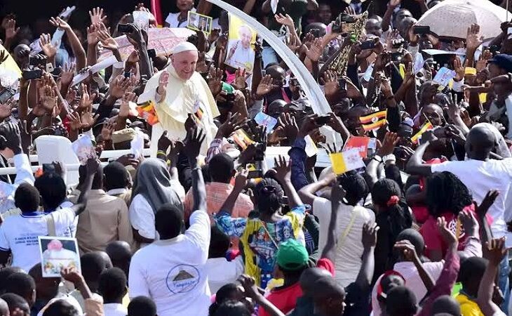 Adresse du pape François aux jeunes : « ne vous découragez jamais…Sortez ensemble du pessimisme qui paralyse »