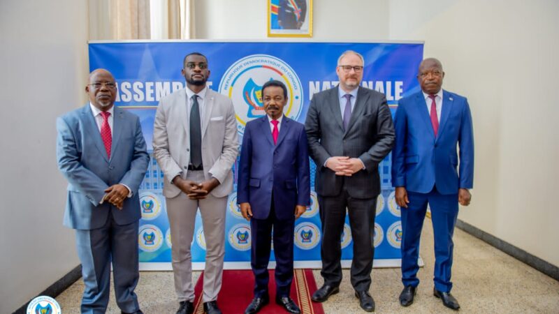 RDC : Christophe Mboso salue la venue d’Emmuel Macron en RDC et révèle la nécessité du dialogue entre les deux pays