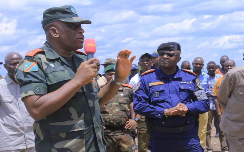 Ituri : le Gouverneur militaire Johnny Luboya N’kashama se félicite d’avoir résolu plusieurs conflits fonciers et coutumiers dans diverses collectivités