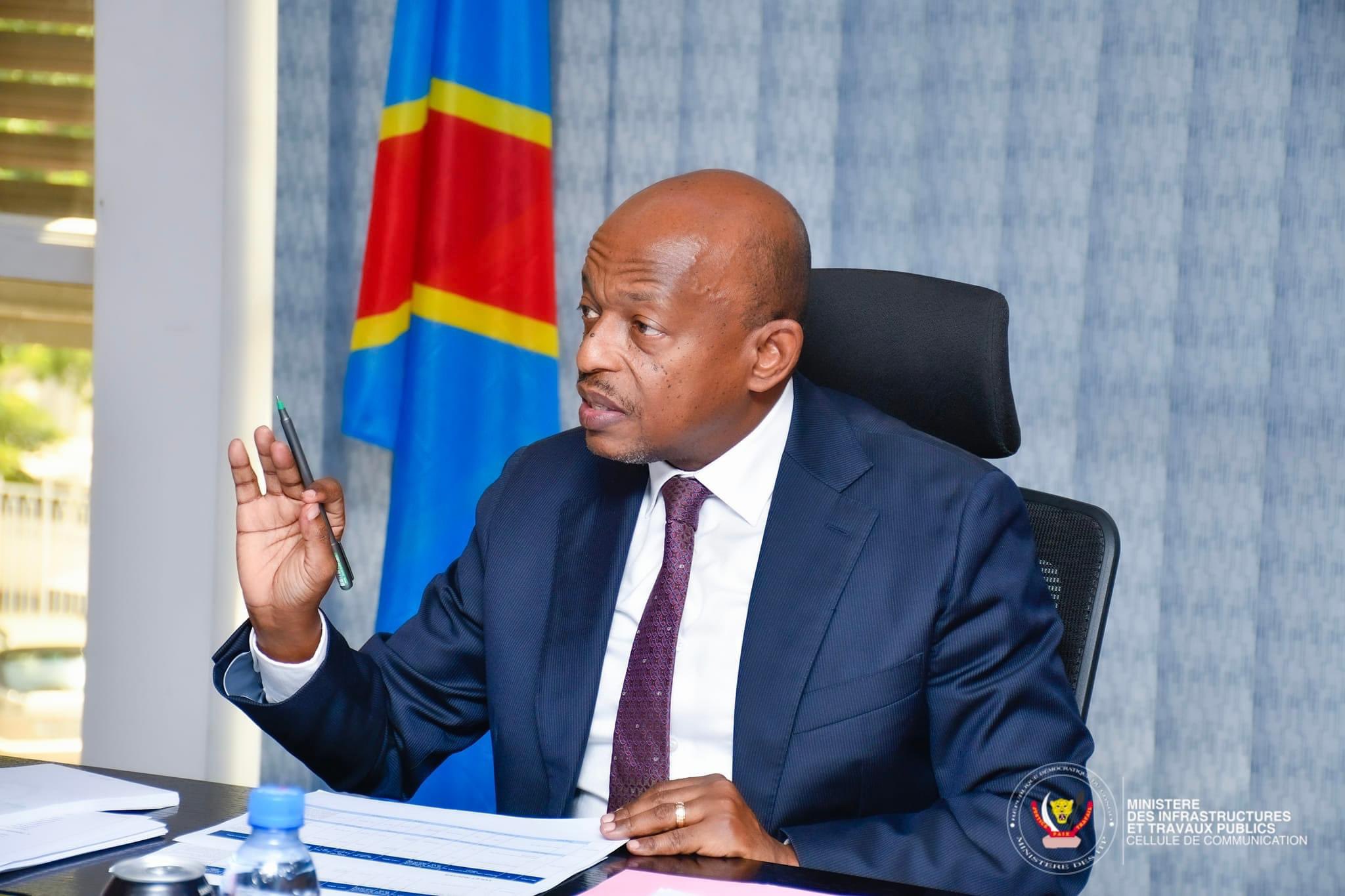 RDC: À quand le début réel des travaux de construction de la route de Kalamba Mbuji-Kananga? la réponse de Alexis Gisaro attendue par les Sénateurs