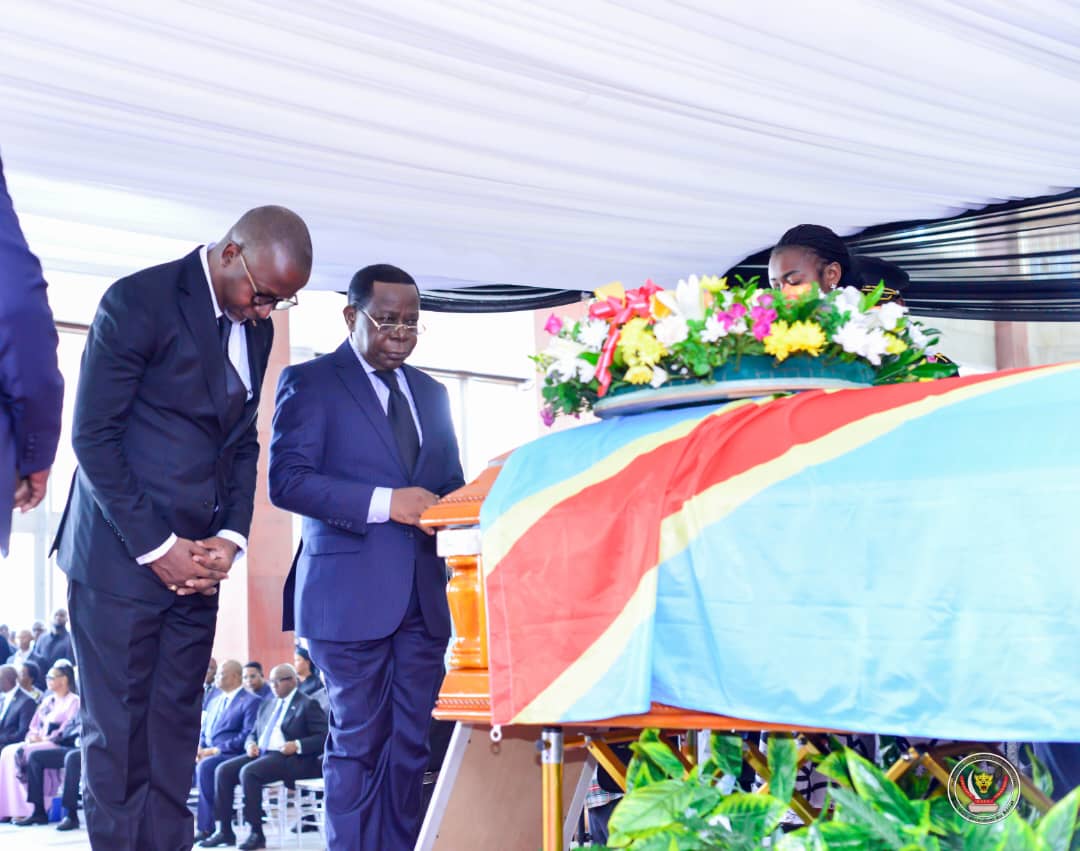 RDC : Eddy Mundela rend les derniers hommages au député national John Ntumba