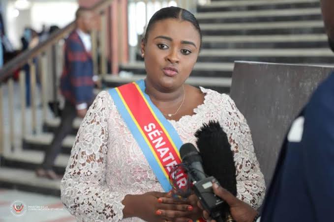 RDC: « mon éducation ne me permet pas de manquer de respect à l’homme de ma vie » Francine Muyumba à ses détracteurs politiques