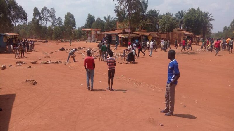 Ituri: une centaine de jeunes arrêtés à Aru aux abords des camions en provenance de la province de Haut-Uele