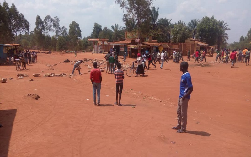 Ituri: une centaine de jeunes arrêtés à Aru aux abords des camions en provenance de la province de Haut-Uele