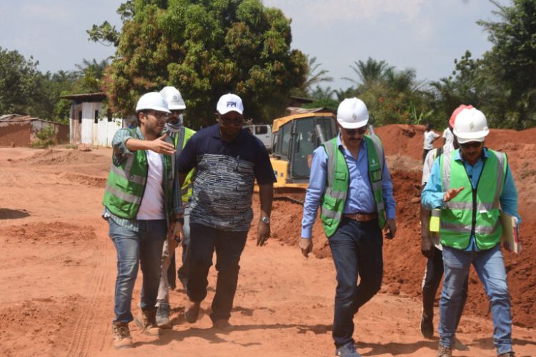 Kasaï oriental: l’entreprise Samcrete appelée à accélérer les travaux sur la nationale n°1 Mbujimayi-Kananga