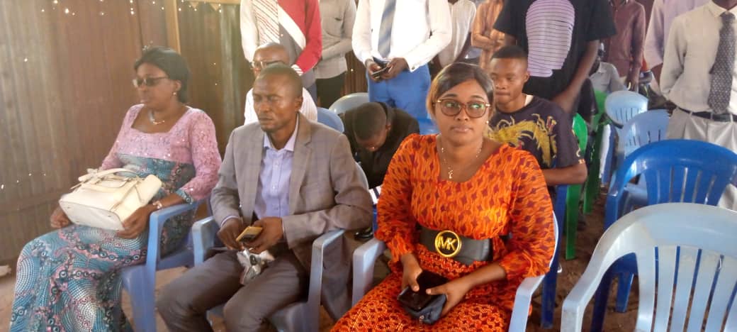 Kasaï oriental : la Fondation Ntumba Muamba fait un don d’un groupe électrogène à l’Eglise charismatique Sion