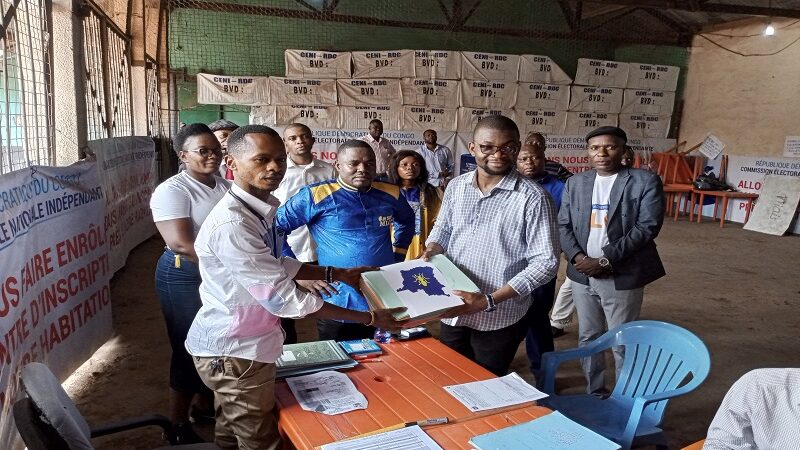 Kasaï oriental : le MLC dépose les dossiers de 10 candidats députés provinciaux pour la ville de Mbujimayi