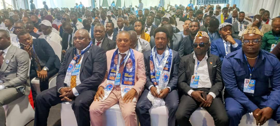 Congrès de l’Union Sacrée : le bureau de l’Assemblée provinciale du Kasaï oriental valide la candidature de Félix Tshisekedi