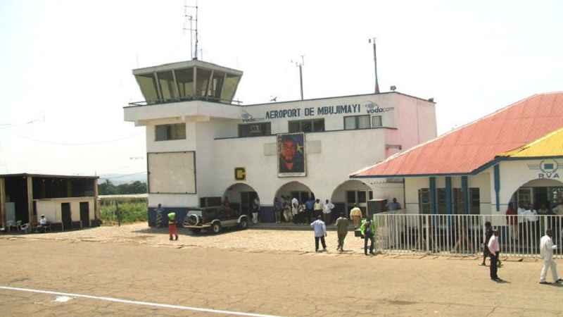 Kasaï oriental : le recensement de la population à indemniser pour l’élargissement de l’aéroport de Mbujimayi a débuté ce lundi