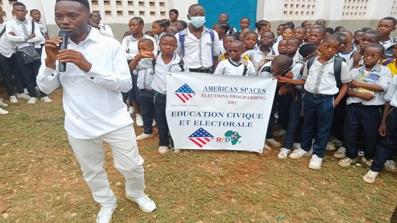 Kasaï oriental : Renaissance du foyer du développement (RFDA) sensibilise les élèves de l’Institut Mpokolo à l’éducation civique et électorale