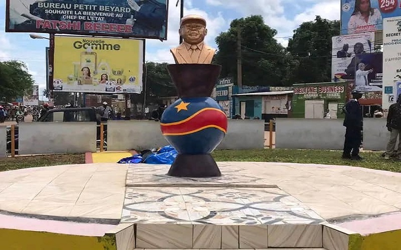 Kasai oriental : le nouveau monument installé au rond-point Bakwa Dianga au cœur d’une polémique à Mbujimayi