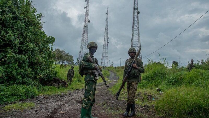 Guerre à l’Est : les Wazalendo accusent les casques bleus d’abandonner leurs positions sur les collines du village Murambi