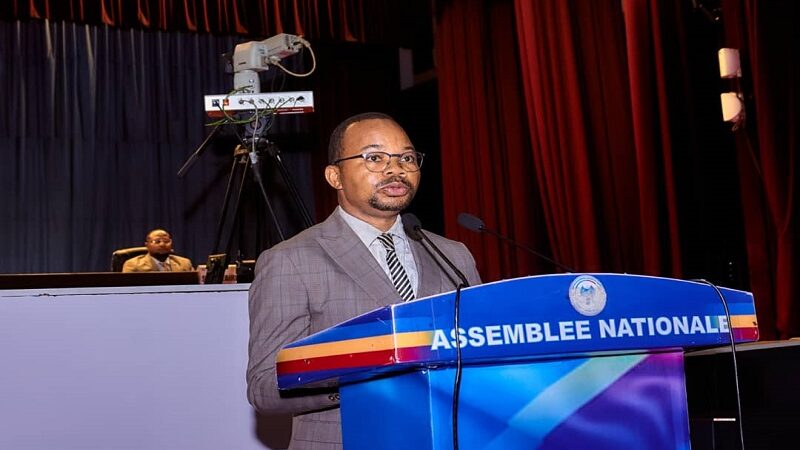 RDC: première prise de parole du député Florent Ndala Ngandu à la tribune de l’Assemblée nationale