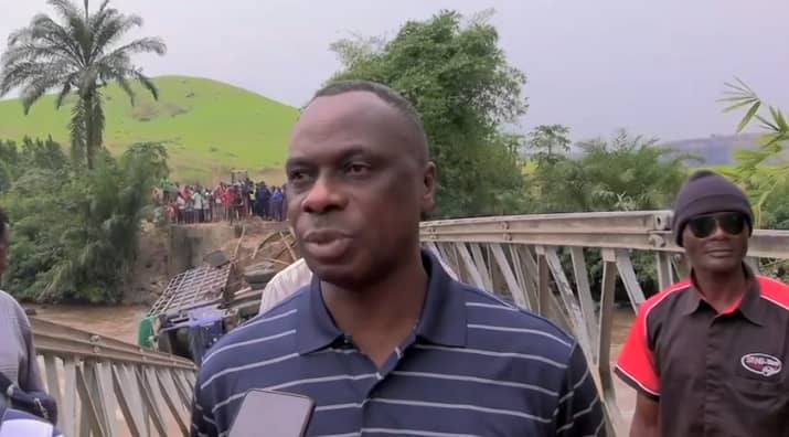 Kasaï oriental :Jean-Paul Mbwebwa se rend compte de l’effondrement du pont lubi