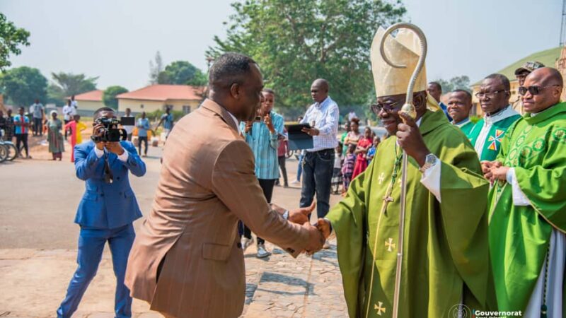 Kasaï oriental : l’Église catholique s’engage aux côtés du nouveau Gouverneur Jean-Paul Mbwebwa Kapo