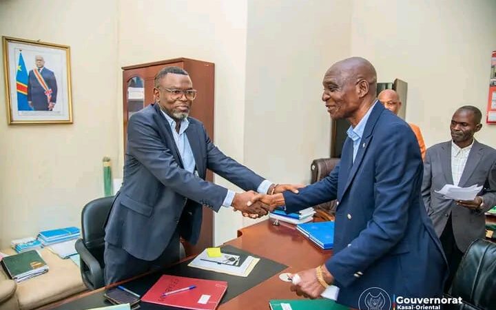 Kasaï oriental :  le nouveau directeur de cabinet du Gouverneur Gaston Ilunga Mukoka prend officiellement ses fonctions