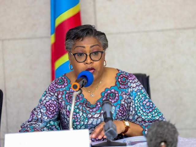 RDC : Judith Suminwa exhorte les ministres à mettre œuvre le slogan « debout congolais » durant ce mandat