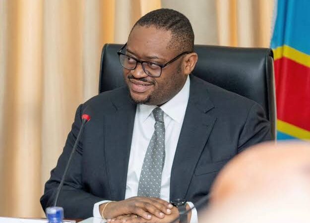 RDC : mobilisation des recettes, le ministre des Finances Doudou Lwamba lance un appel à l’efficacité et à la transparence