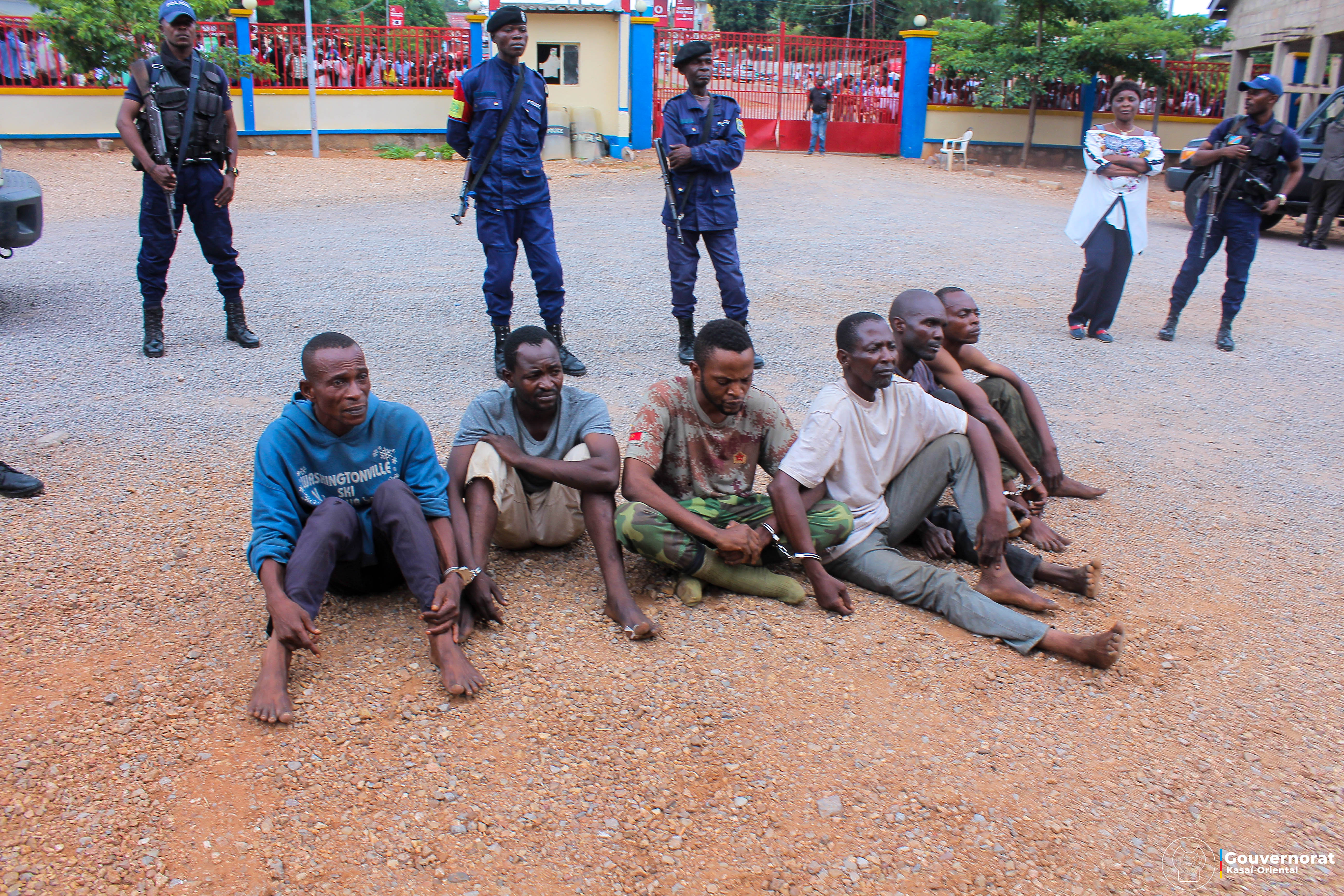 Kasaï oriental : six éléments des forces de l’ordre impliqués dans des actes criminels présentés aux autorités provinciales