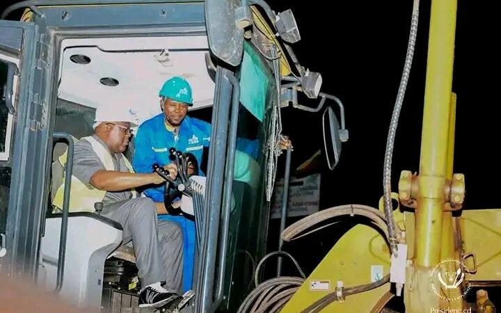 Kasaï oriental : Félix Tshisekedi lance les travaux d’aménagement et de bitumage de la Route Nationale n°2 (RN2)