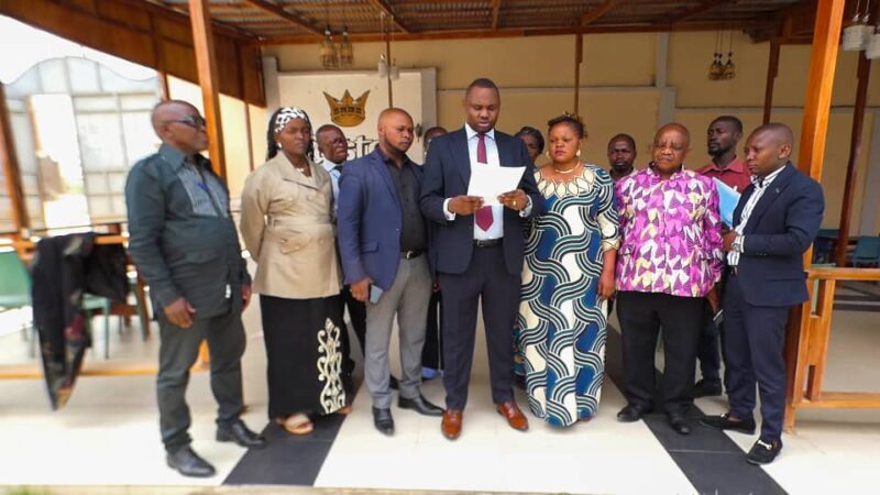 RDC : L’Association Lori Exhorte le Général Muhoozi à Cesser les Discours Attisant les Tensions en Ituri