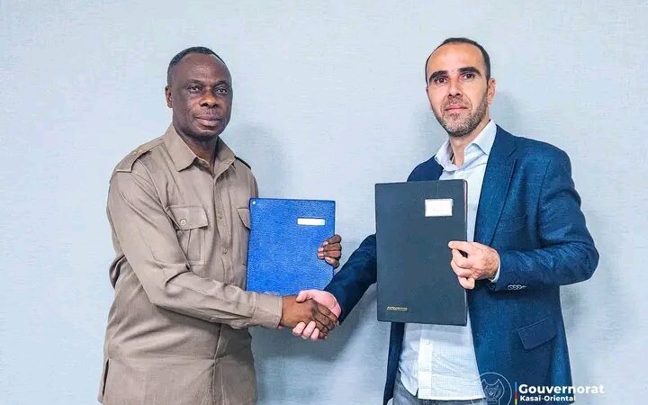 Kasaï oriental : Le Gouverneur Mbwebwa Kapo scelle un partenariat stratégique avec SAFRIMEX pour la modernisation des infrastructures