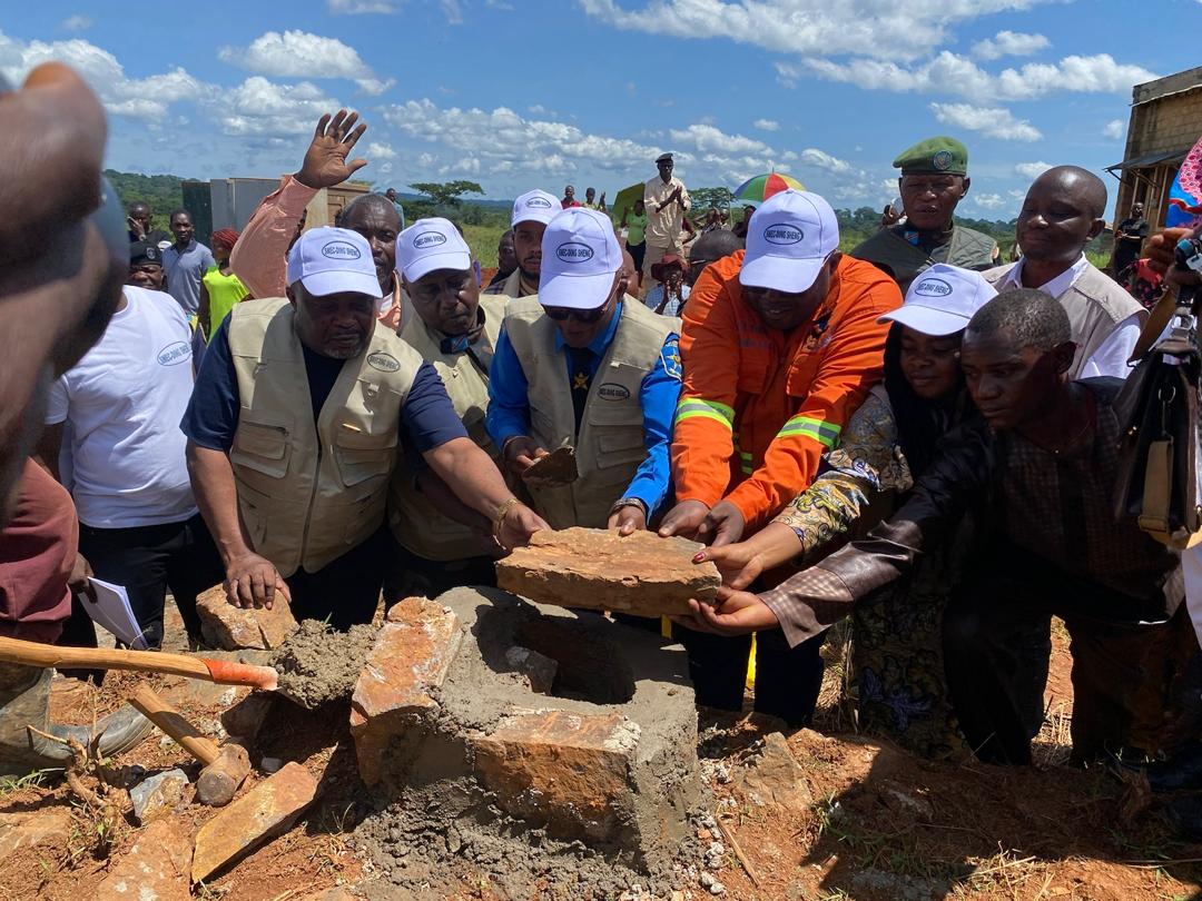 Trois mois pour bâtir l’espoir en ituri : Saidi Shishombo à travers sa société minière, lance des travaux de construction à Yedi Karani