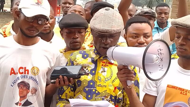Kasaï Central : Nestor Ngalamulume qualifie l&rsquo;ACH de Jean-Marc Kabund de parti tribal et rejoint le camp présidentiel