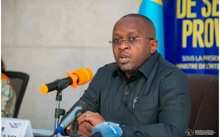 Sécurité à Kinshasa : Jacquemin Shabani exige une cartographie claire de l’insécurité