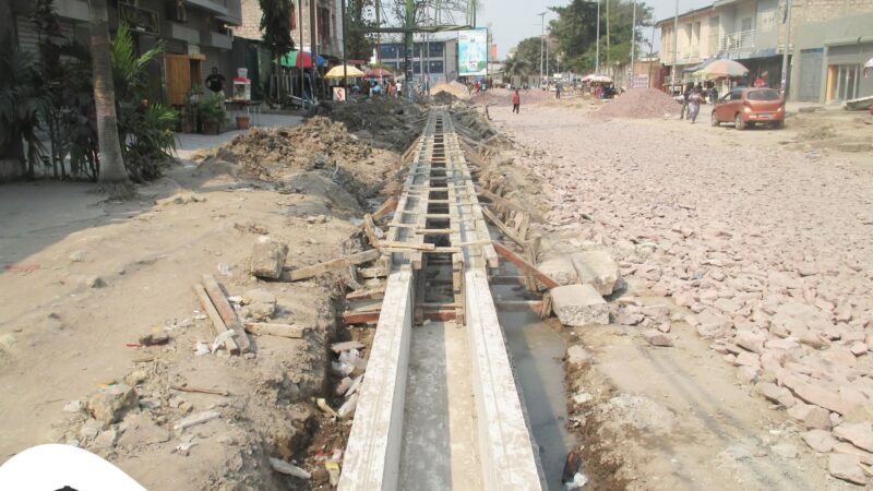 Kinshasa : l’avenue Kabambare change de visage grâce aux travaux d’aménagement de SAFRIMEX