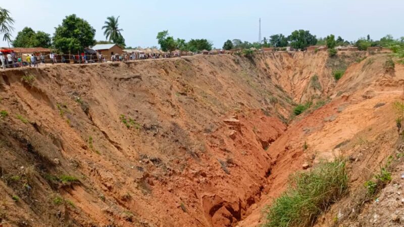 Kasaï oriental : Le chantier du ravin de Bena Mukendi  reprend après plus d’un an d’arrêt