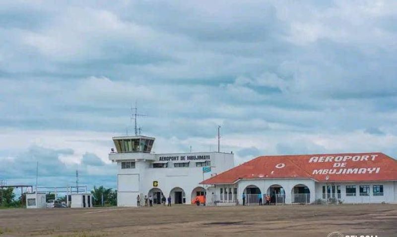 RDC : Romain Tshinyama annonce la réouverture ce dimanche de l’aéroport international de Mbujimayi