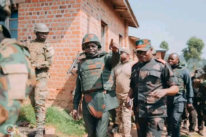 RDC : le VPM Guy Kabombo dénonce une agression du M23 et invoque le droit à la légitime défense pour protéger la population