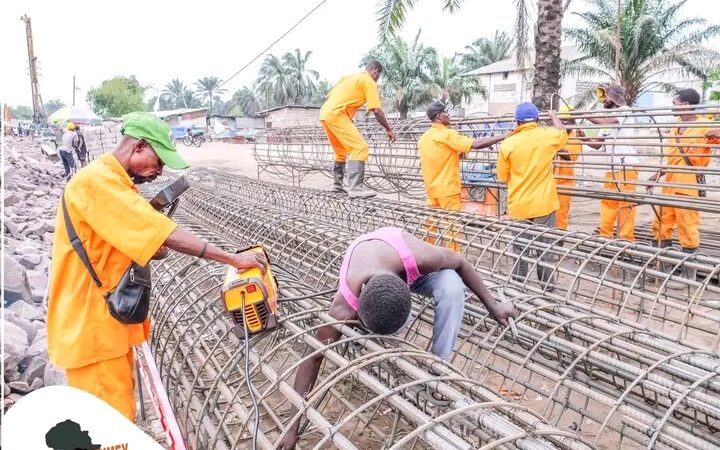 Kinshasa : SAFRIMEX SARL-U construit un pont stratégique sur la rivière Ndjili dans le cadre du projet Kulumba