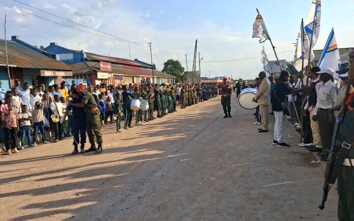 Lomami : Éliezer Ntambwe invite les habitants de Mwene-Ditu à défendre l’unité et la paix nationale