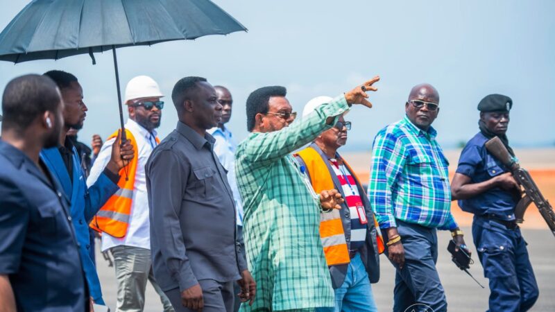 Kasaï oriental : Jean-Paul Mbwebwa Kapo KAPO s’assure de l’avancement des travaux de modernisation de l’aéroport de Mbujimayi