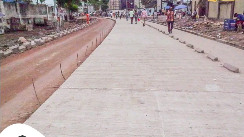 Kinshasa: fini le béton sur la première bande de l&rsquo;avenue Kabambare axe Itaga-Flambeau, Safrimex accélère les travaux