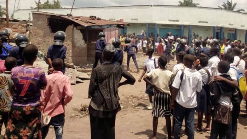 Lomami : la mairie lance la démolition des dépôts et étalages anarchiques sur la voie publique à Mwene-Ditu