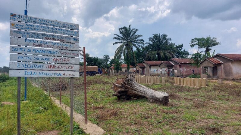 Lomami : L’ANSER rassure sur la relance du projet d’électrification de la ville de Mwene-Ditu malgré le dépassement du délai initial