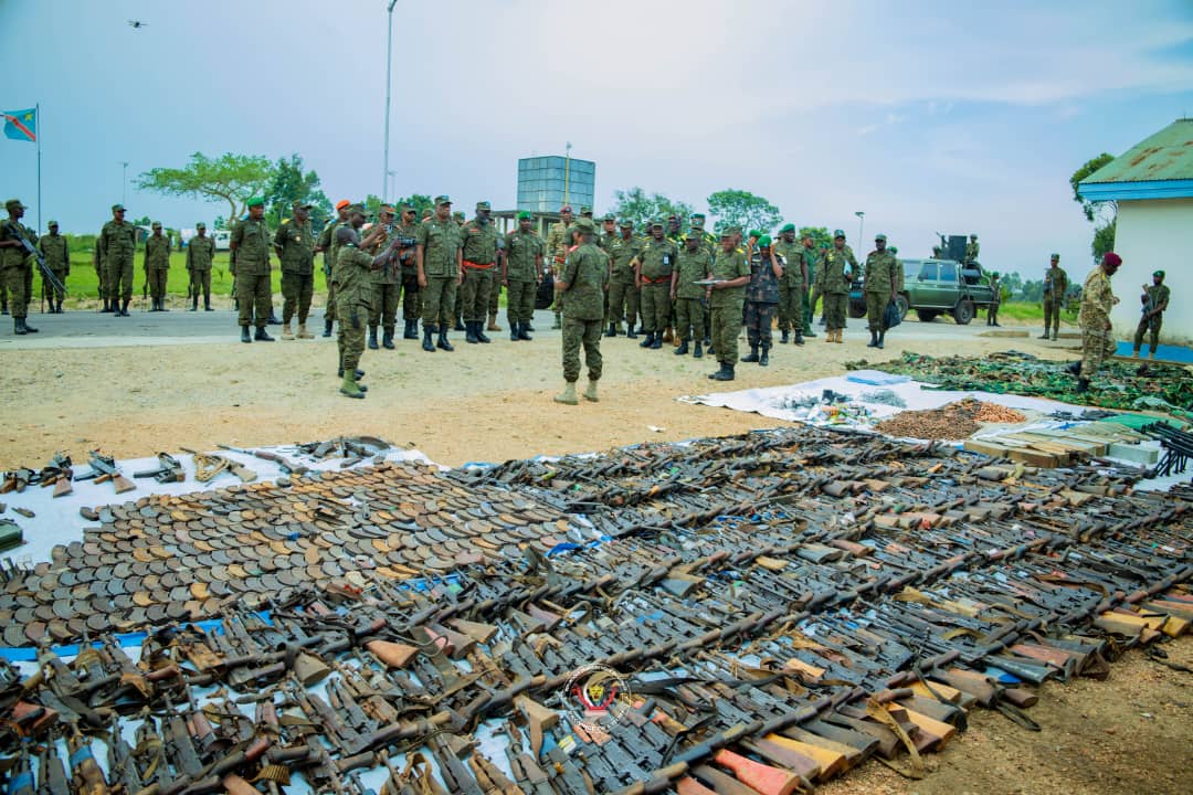 Ituri : plus de 500 armes de guerre récupérées et 49 miliciens capturés par les FARDC