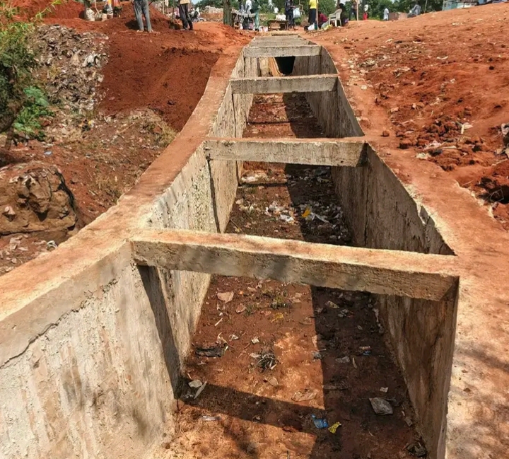 Kasaï oriental : La réhabilitation du collecteur Muamba wa Mpanga entre dans sa dernière phase