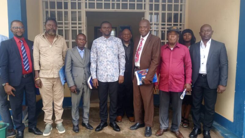 Kasaï-Central : à peine nommé, le ministre provincial Fiston Tshiela réunit les chefs des services de son secteur
